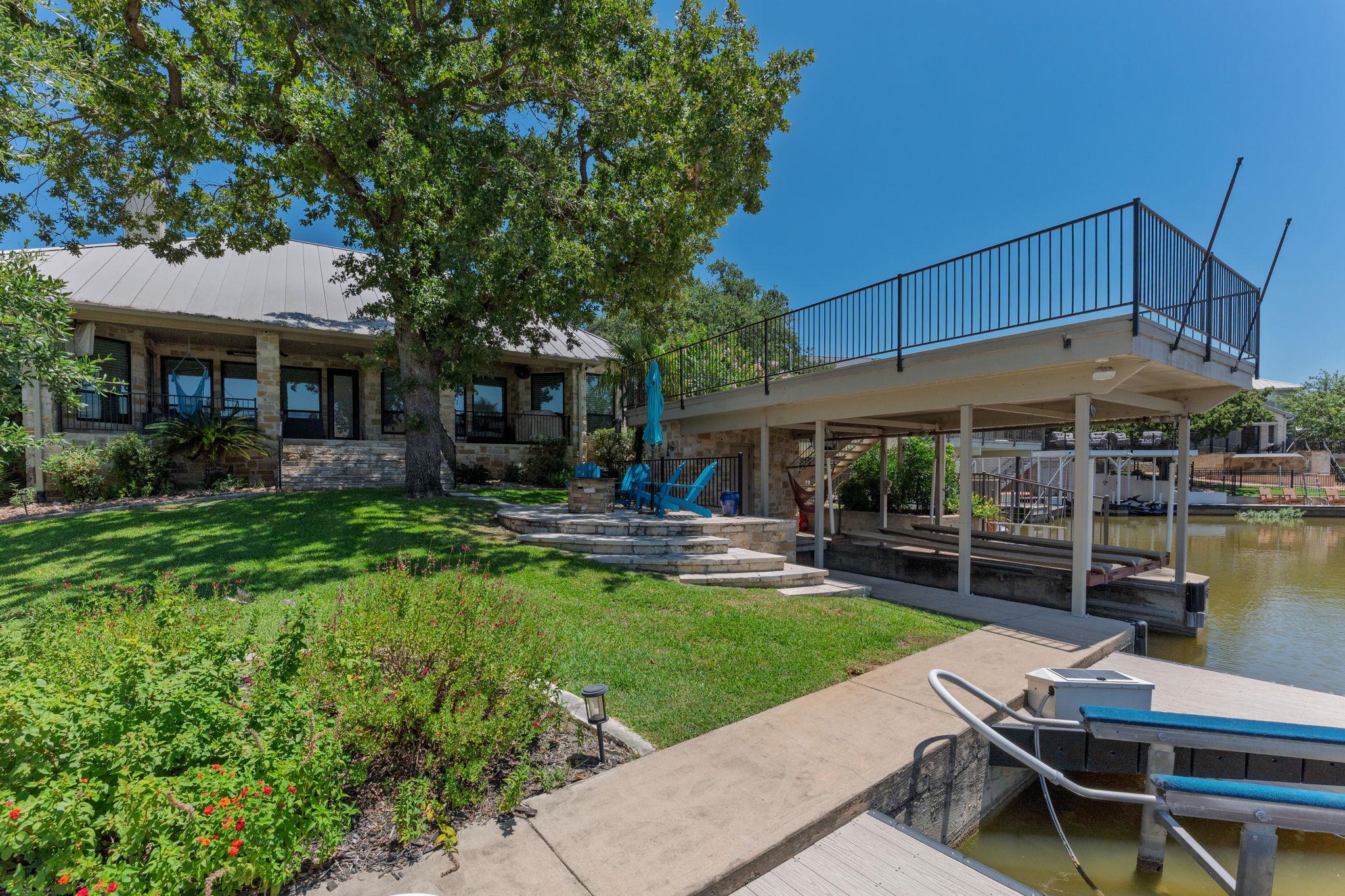 3012 Driftwood LN
