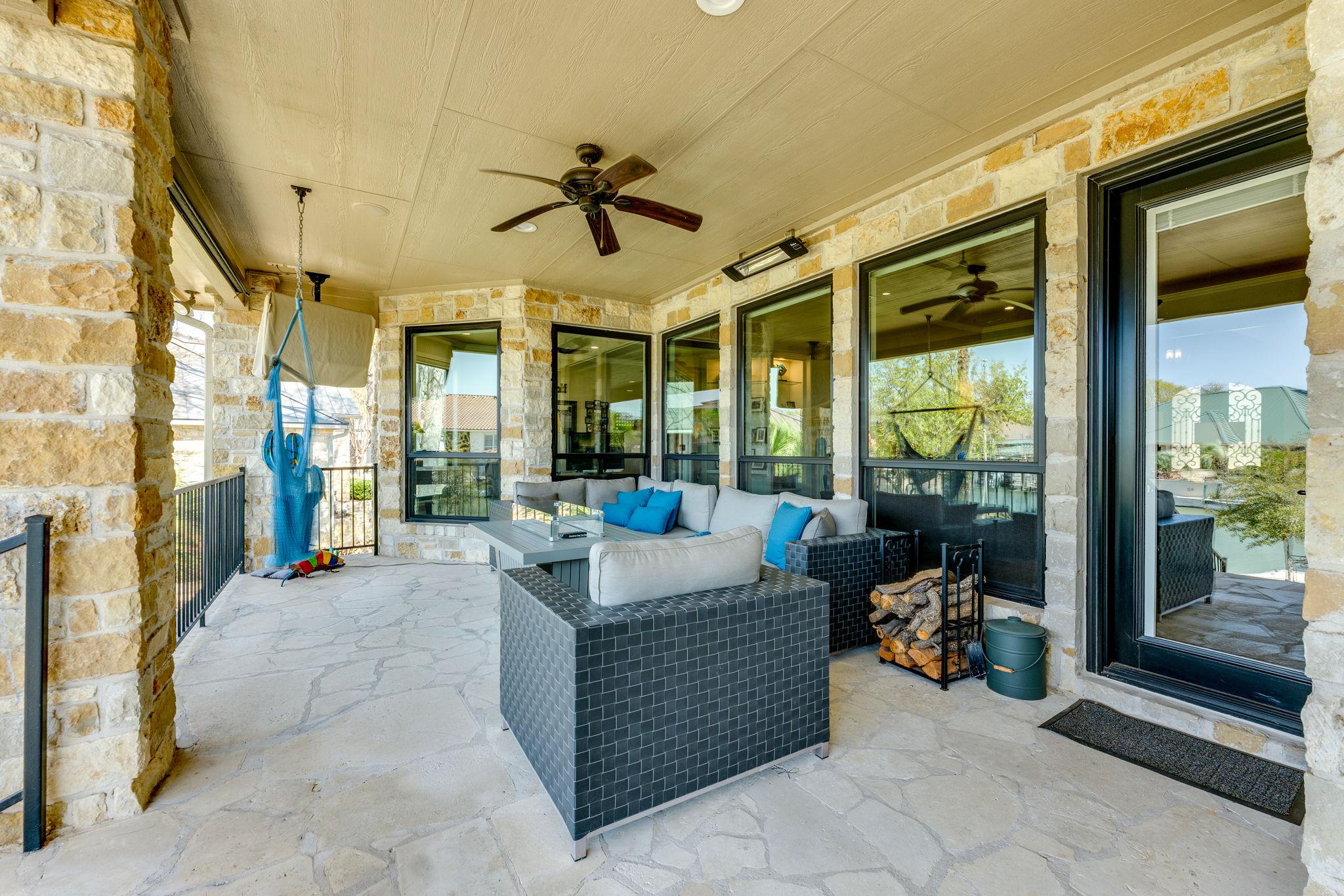 3012 Driftwood LN