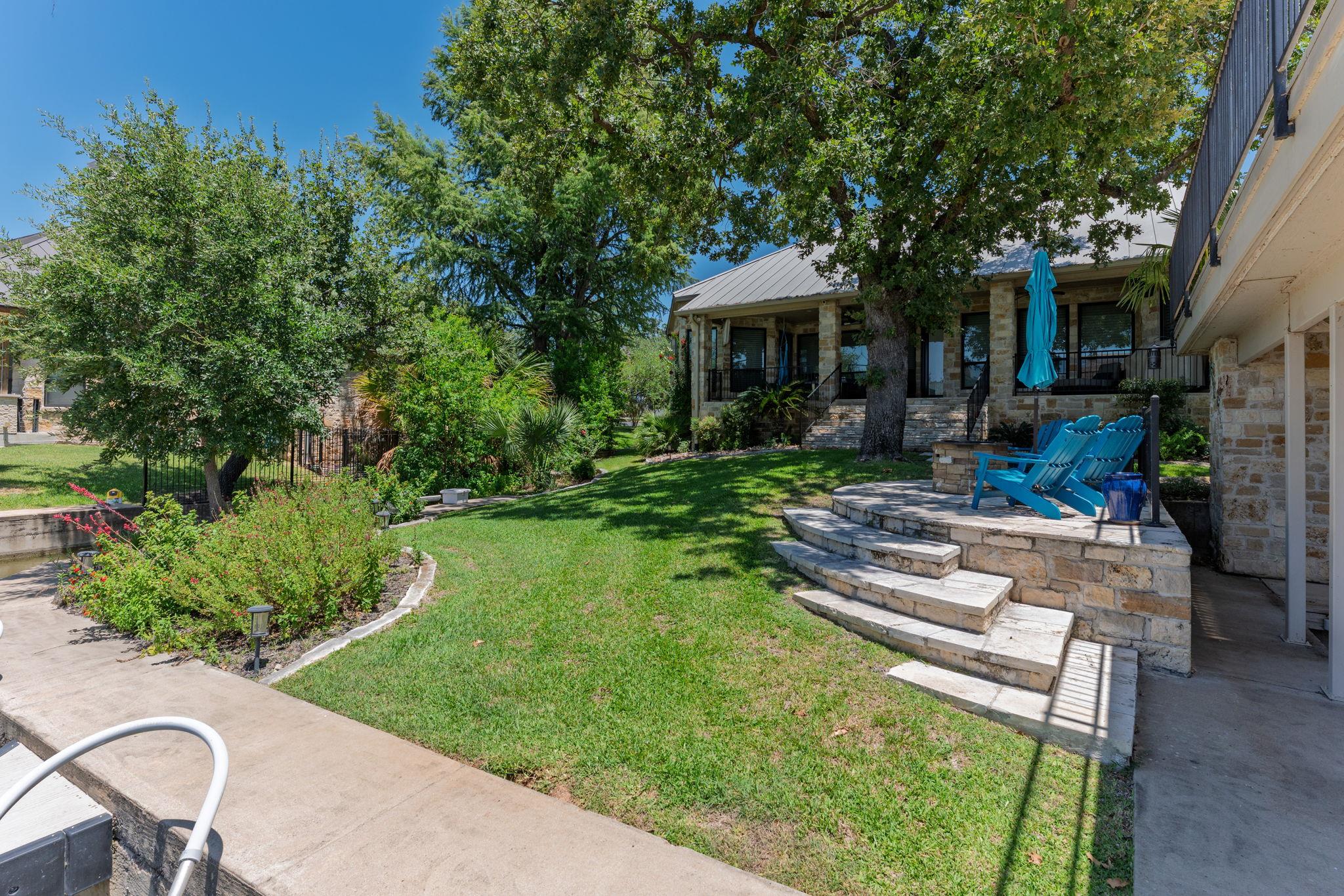 3012 Driftwood LN