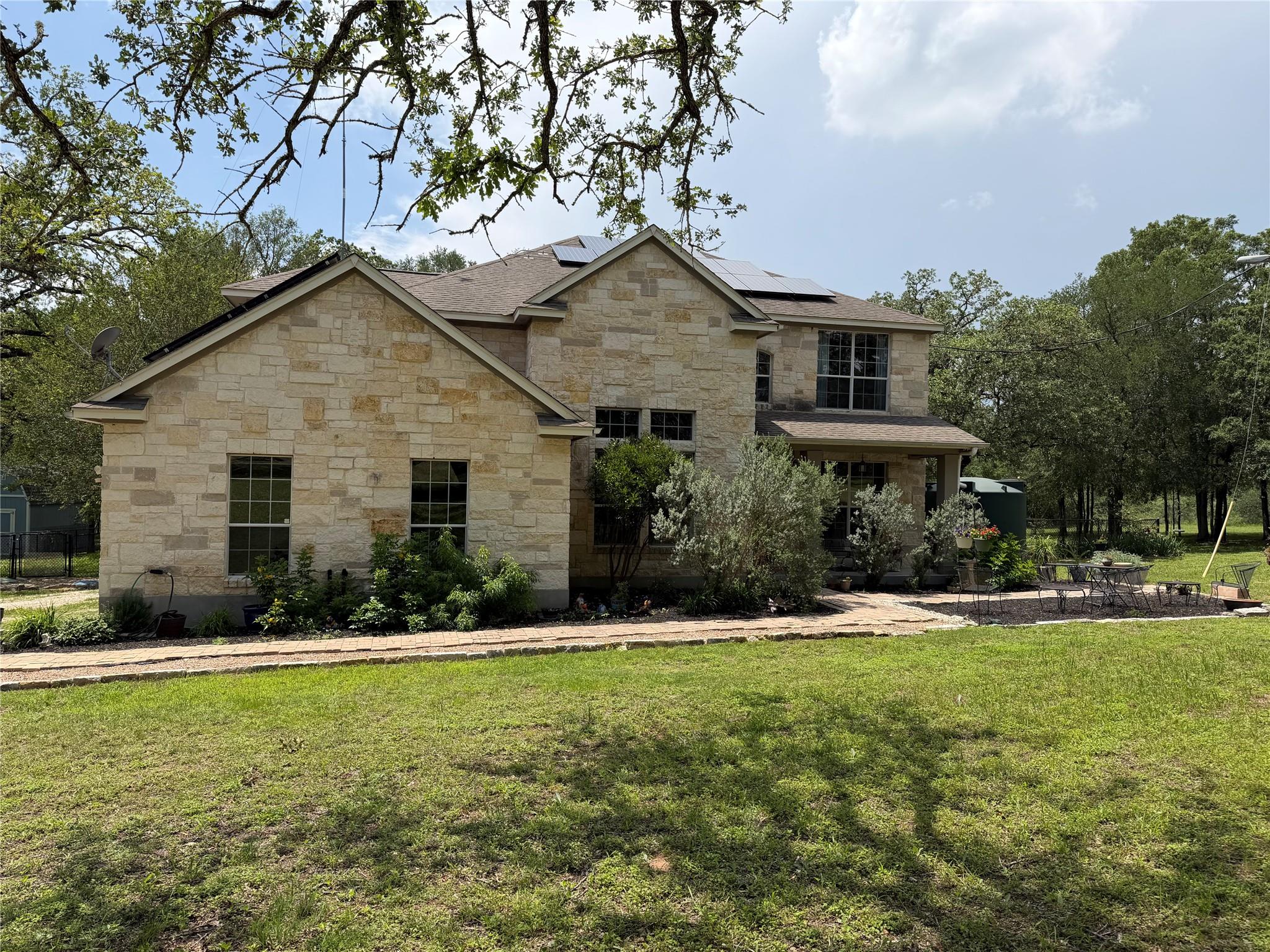 202 The Oaks BLVD