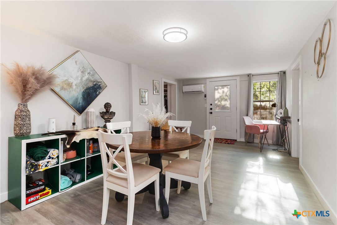 2495 Lakeshore Drive