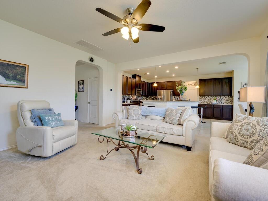 1304 Decatur CT