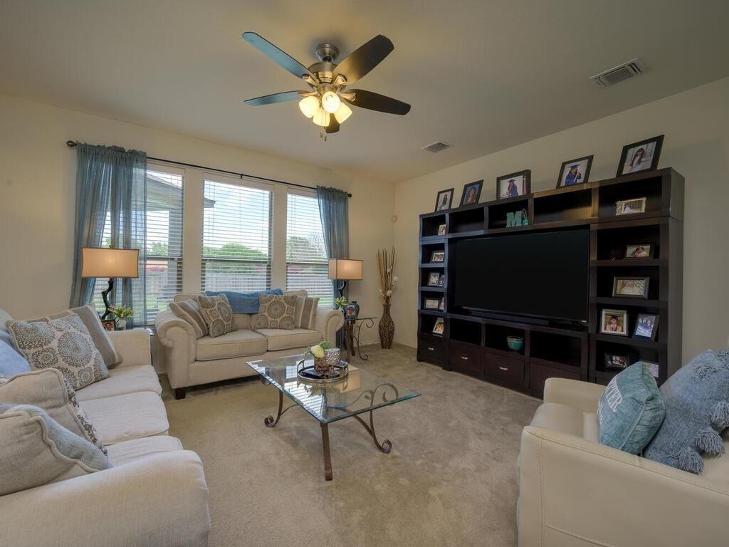 1304 Decatur CT