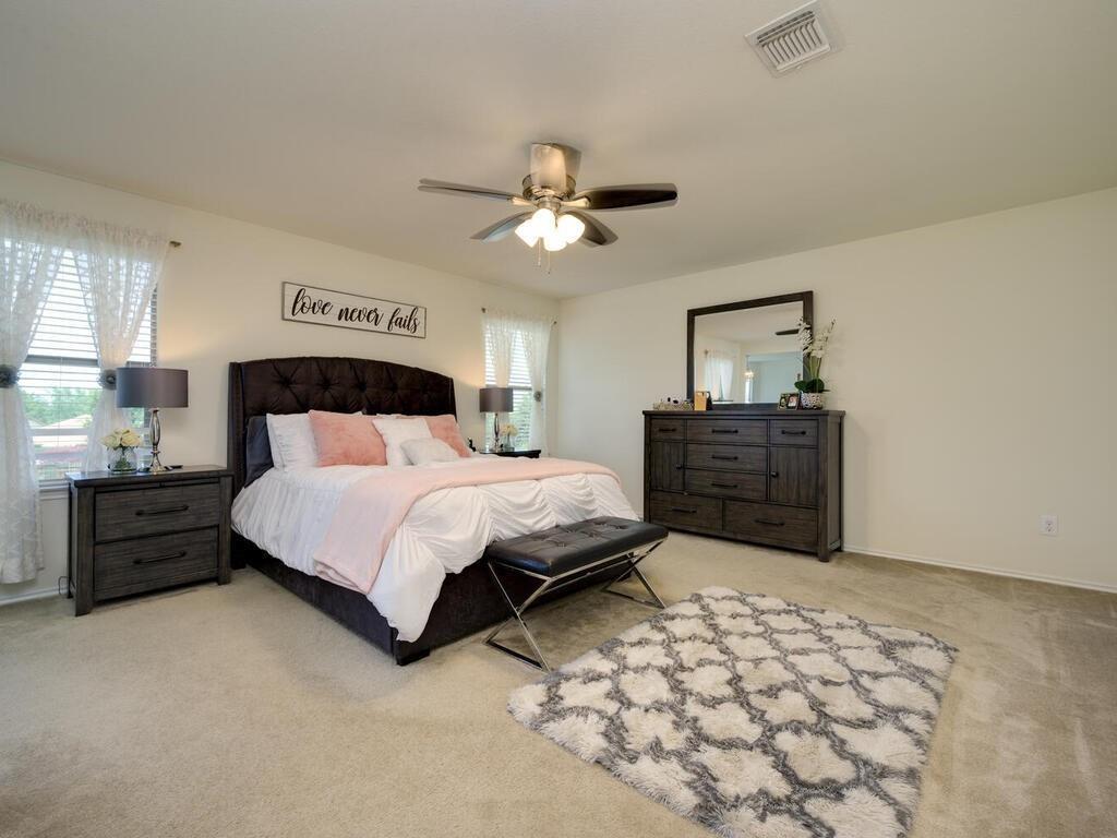 1304 Decatur CT