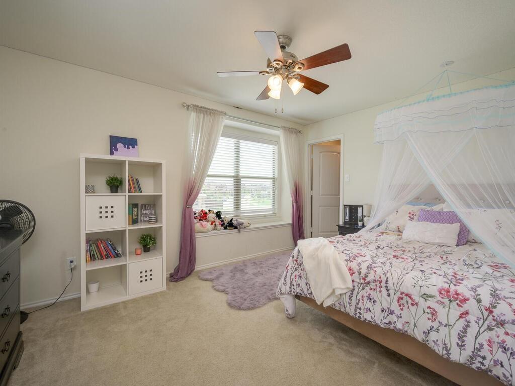 1304 Decatur CT