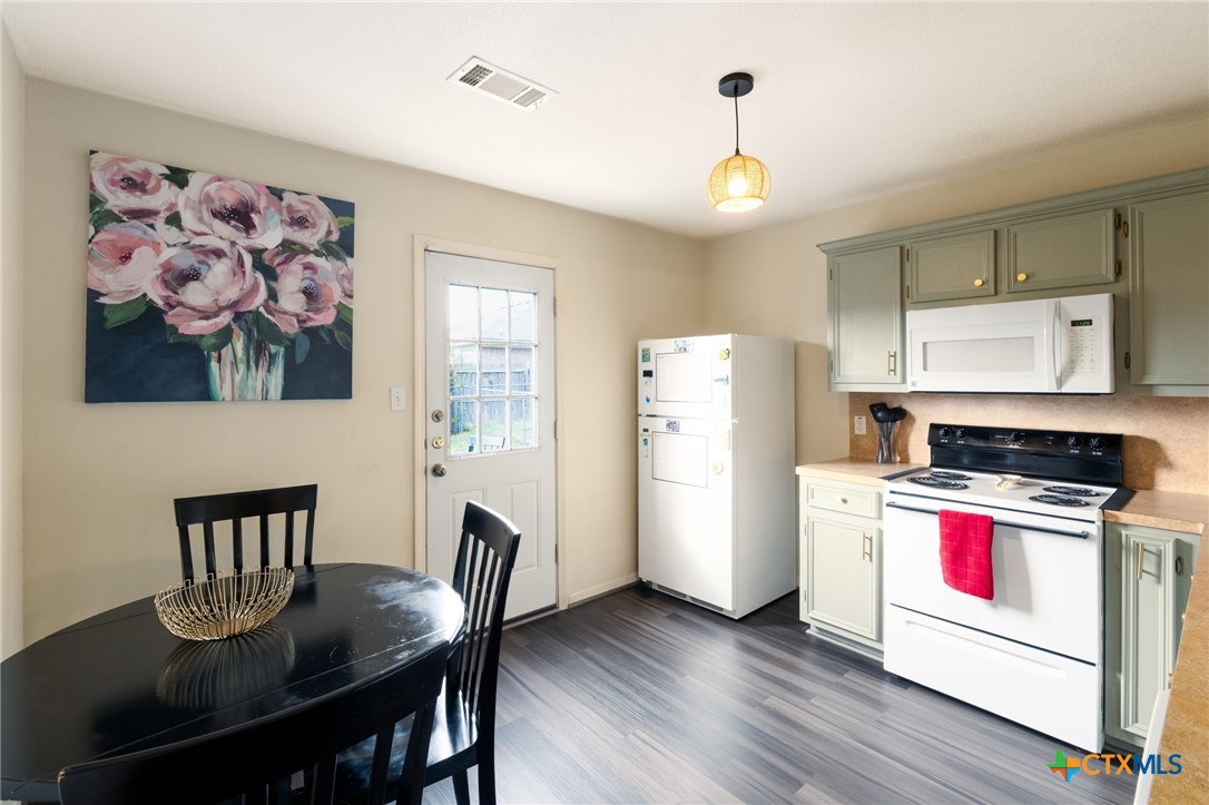 3113 Yaupon Road