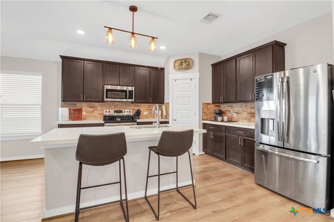 3627 Twin Dish Way