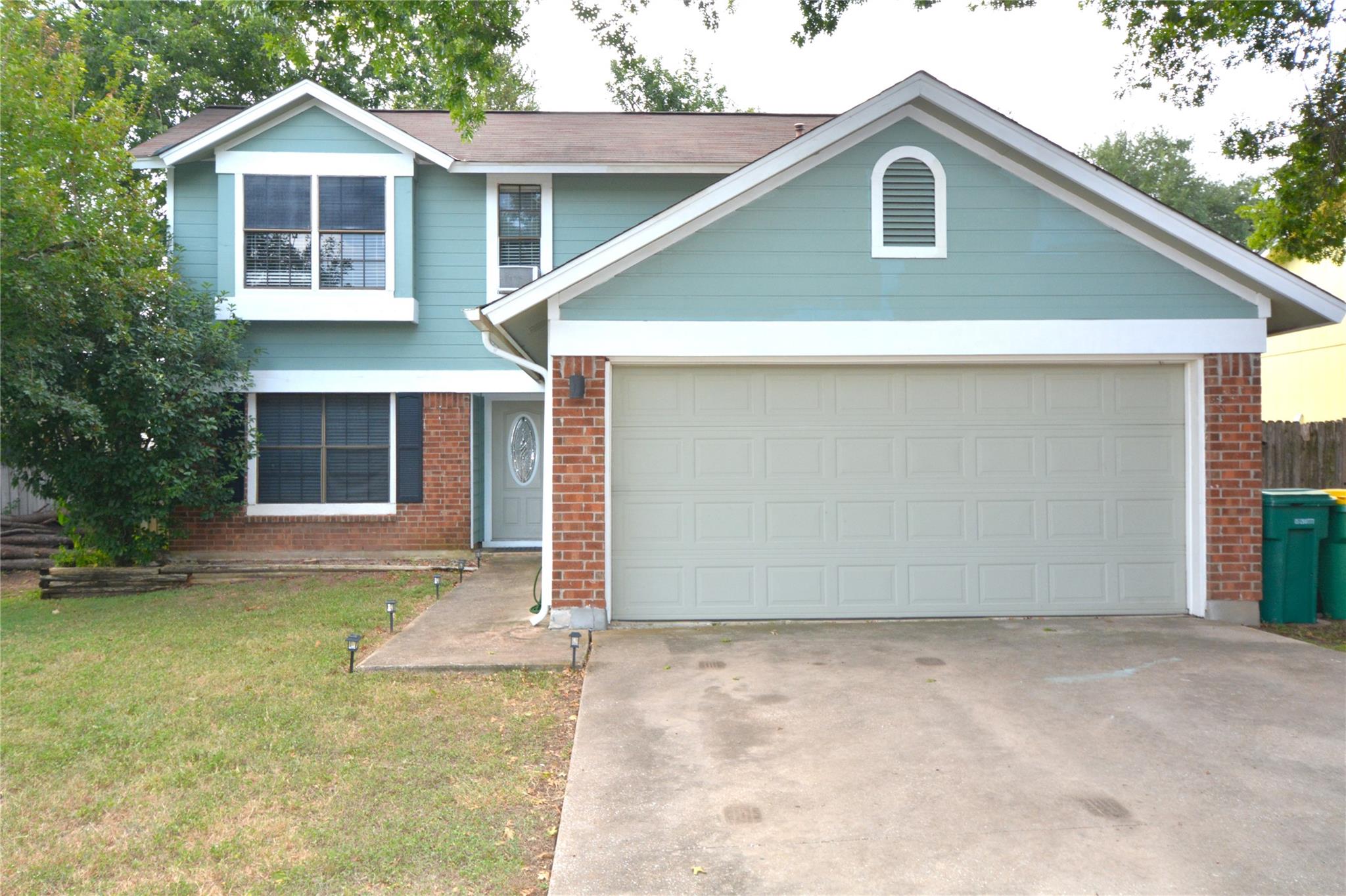 1404 Piney Creek LN