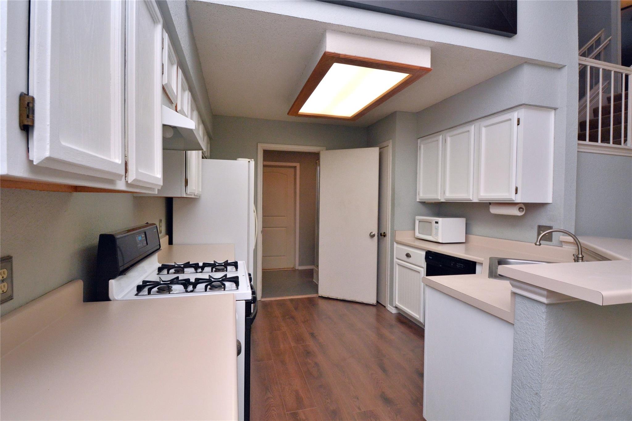1404 Piney Creek LN