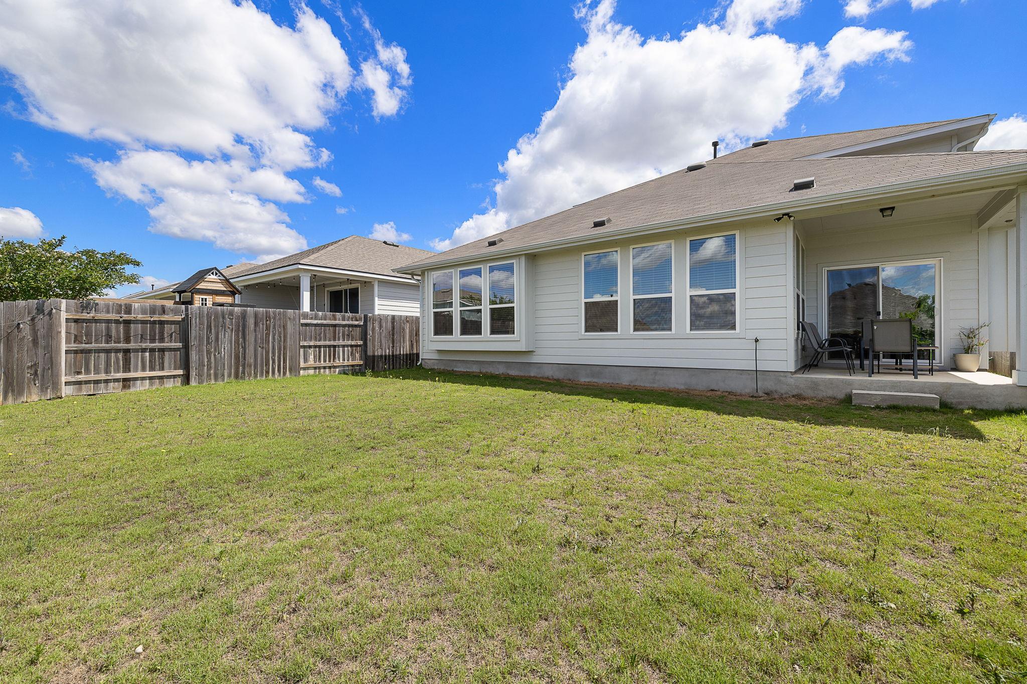 109 Broken Oak DR