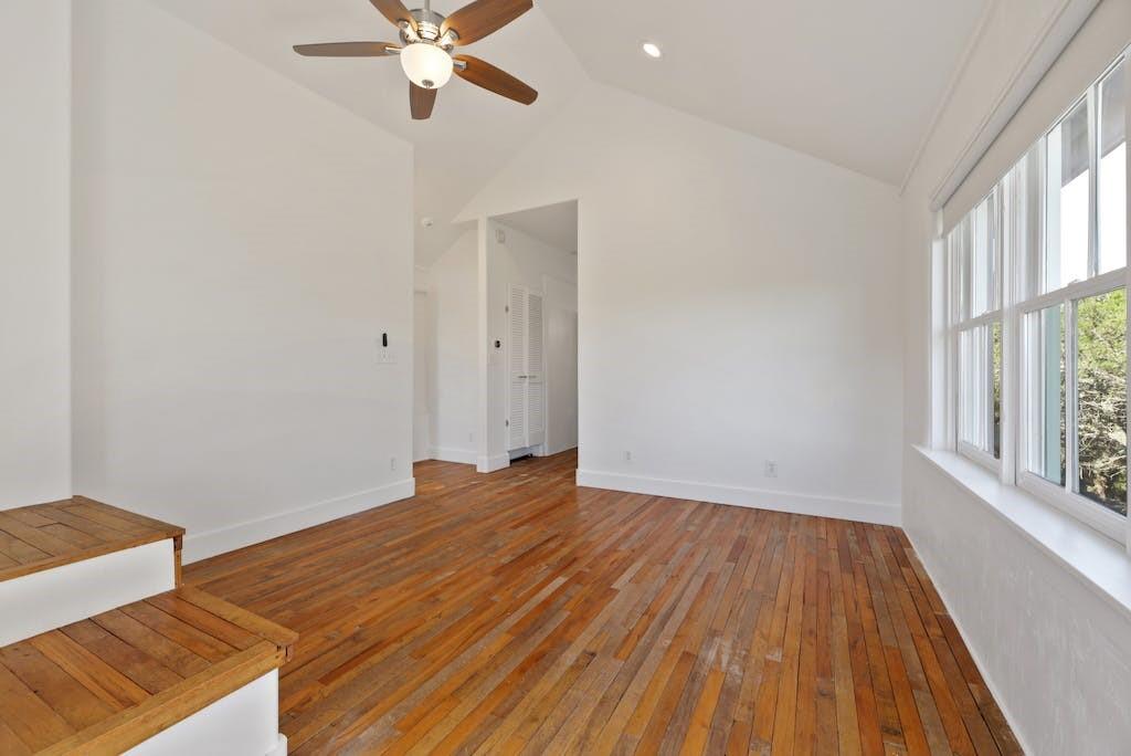 1612 The High RD