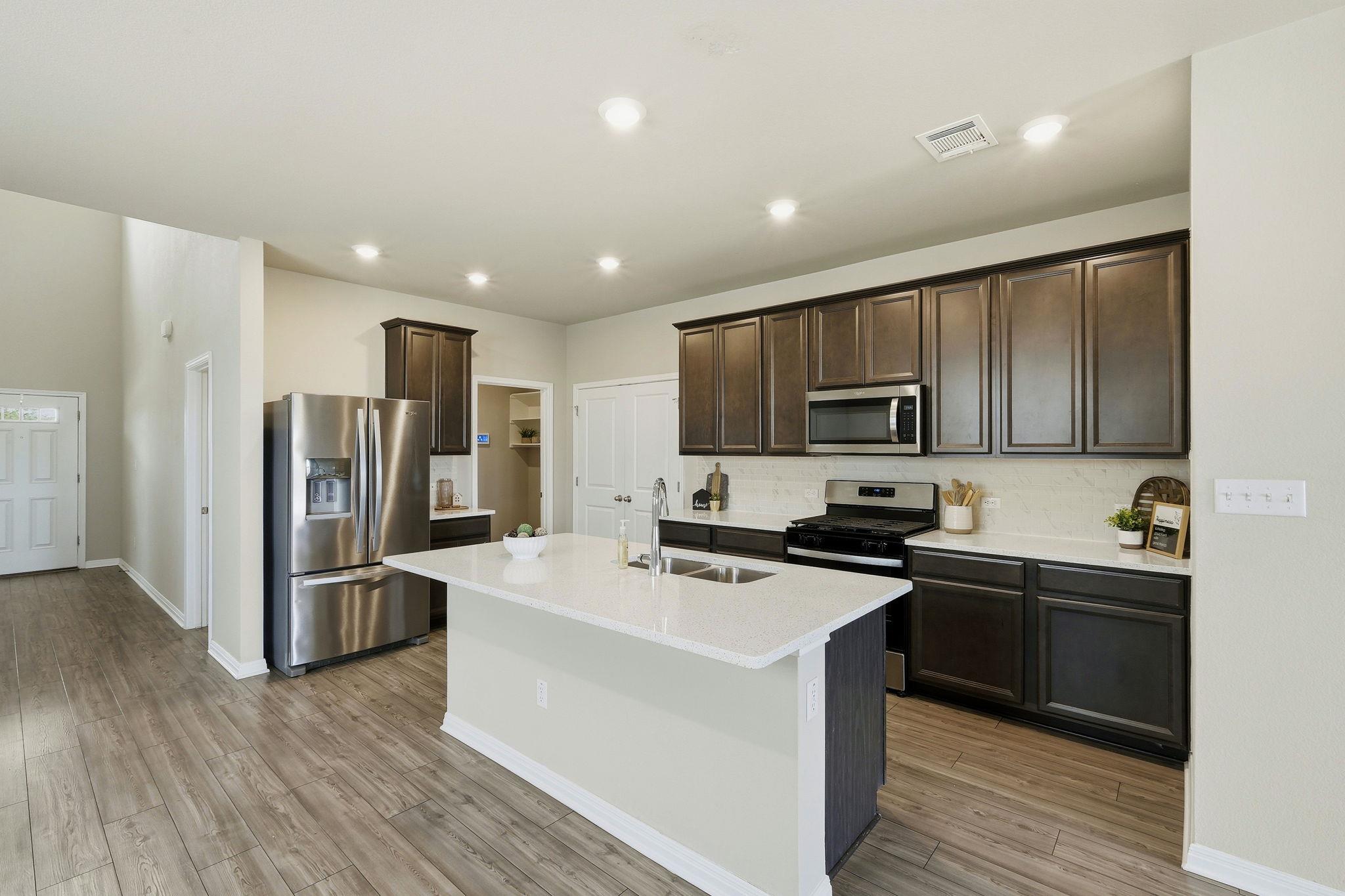 112 Prairie Song LN