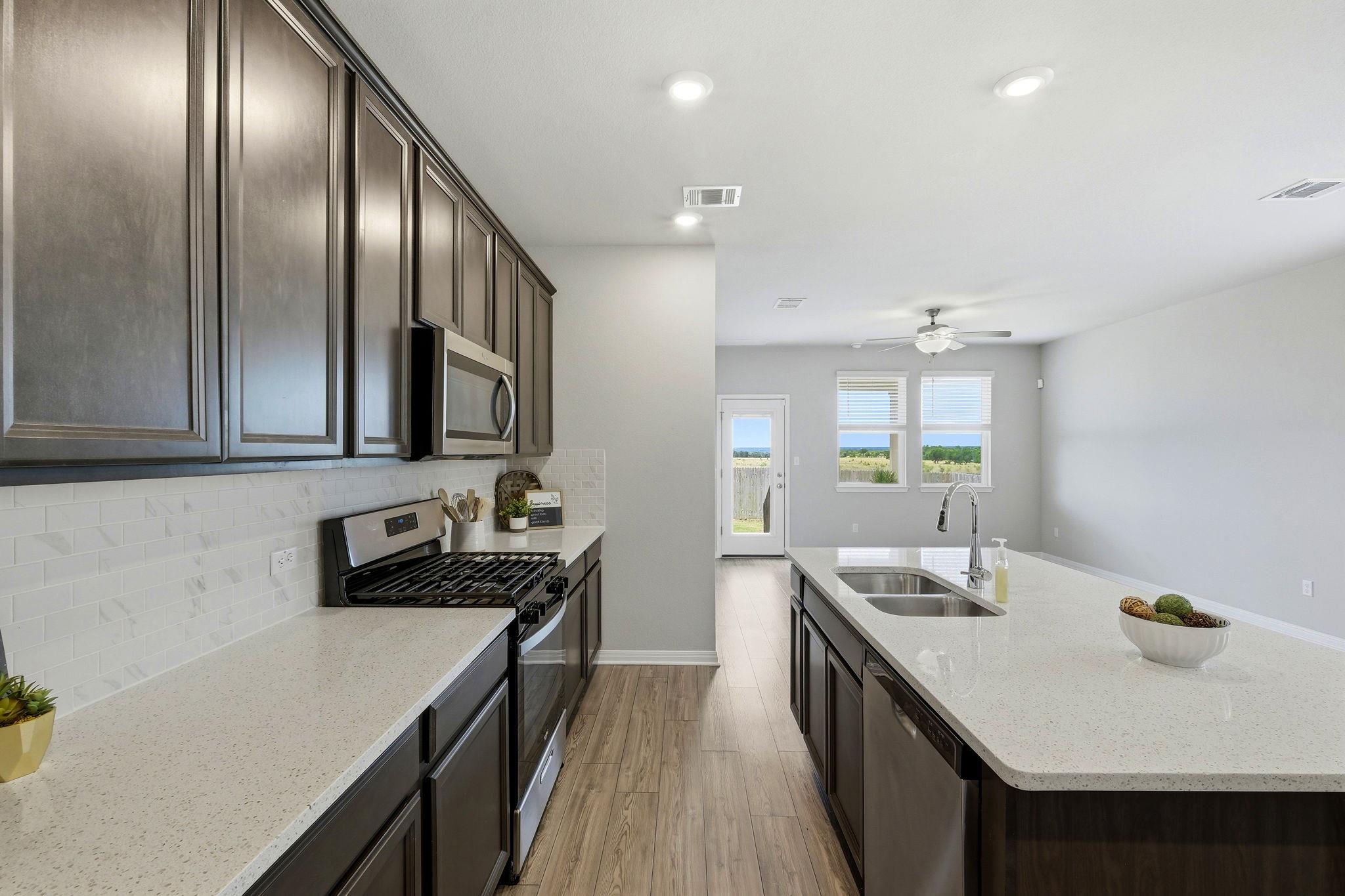 112 Prairie Song LN