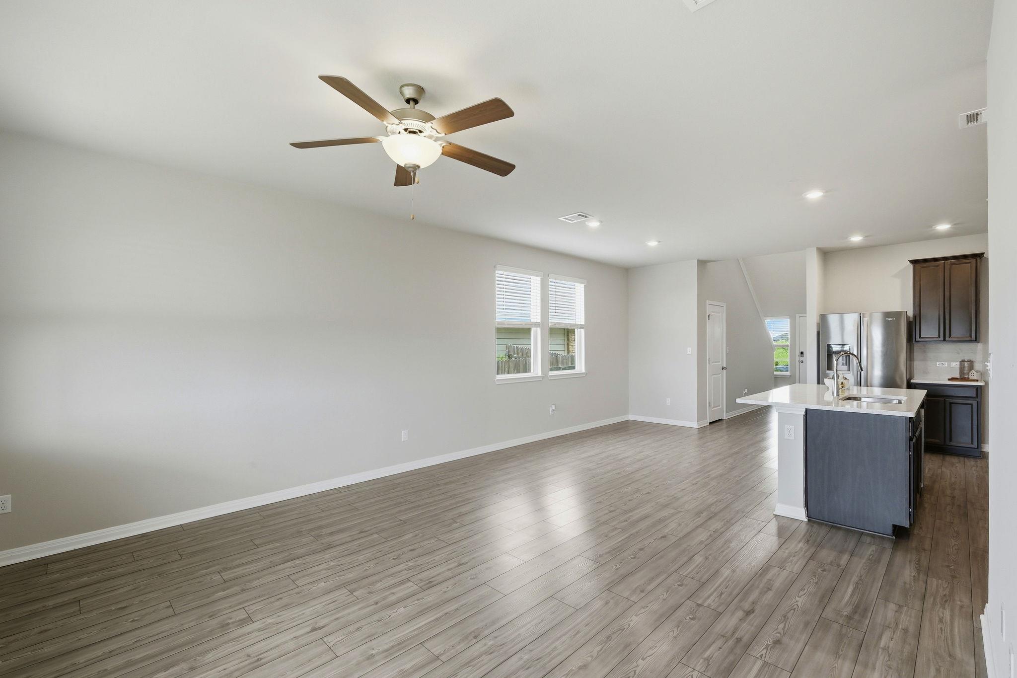 112 Prairie Song LN