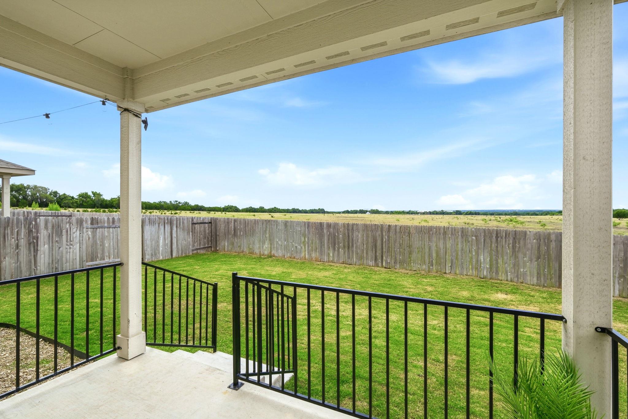 112 Prairie Song LN