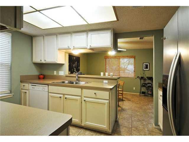11421 Pyreneese DR