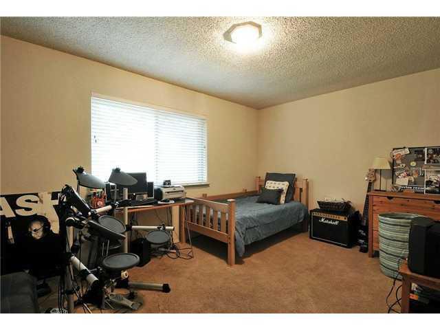 11421 Pyreneese DR