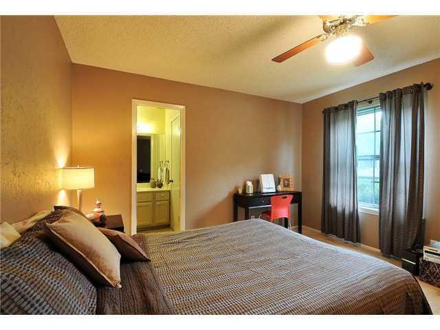 11421 Pyreneese DR