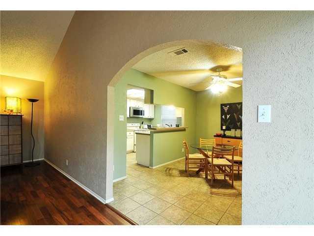 11421 Pyreneese DR