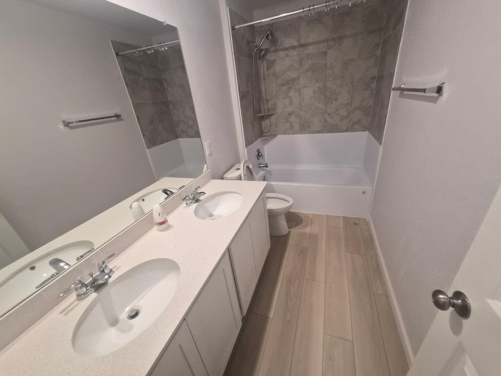 325 Arnage DR
