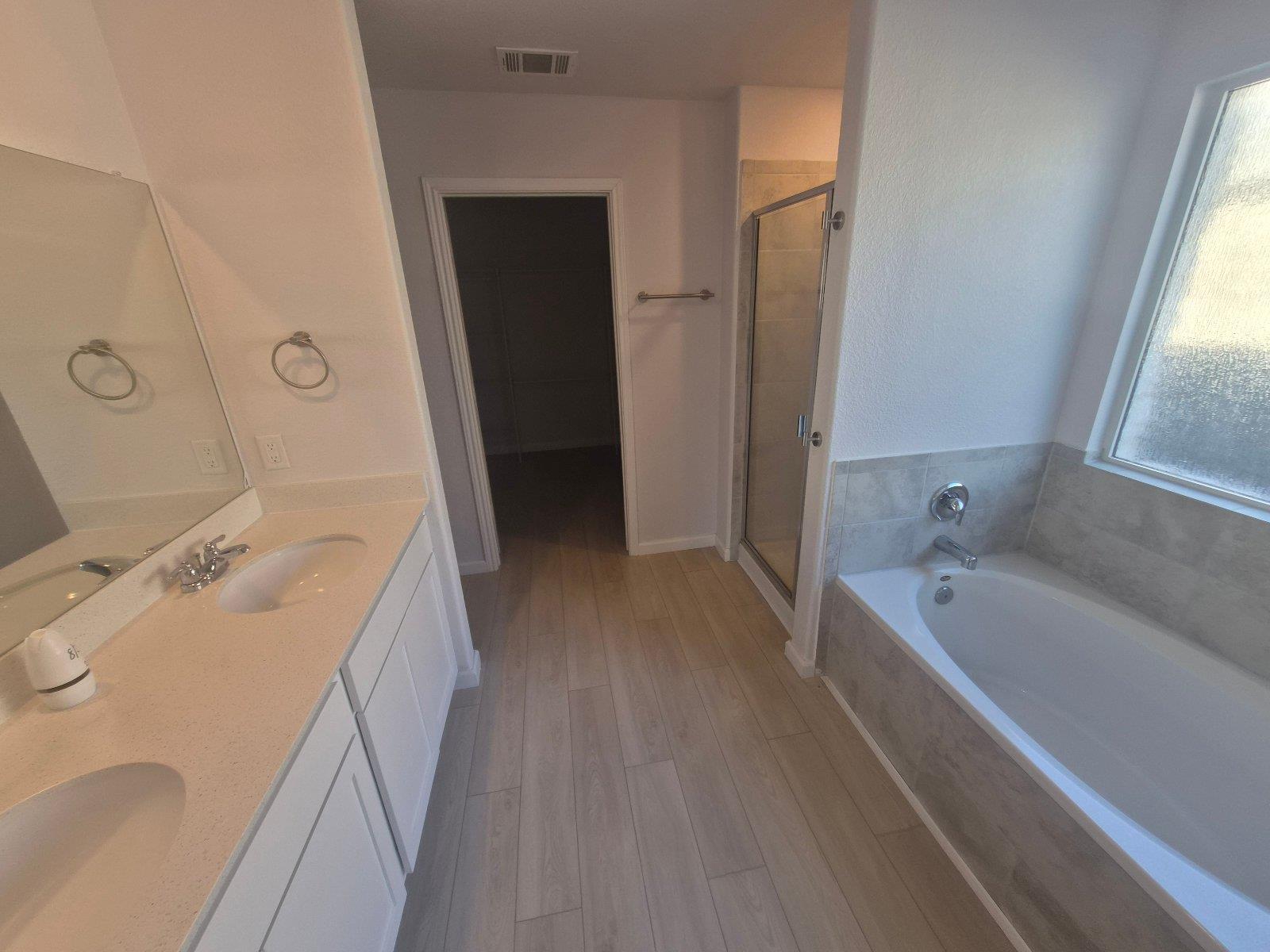 325 Arnage DR