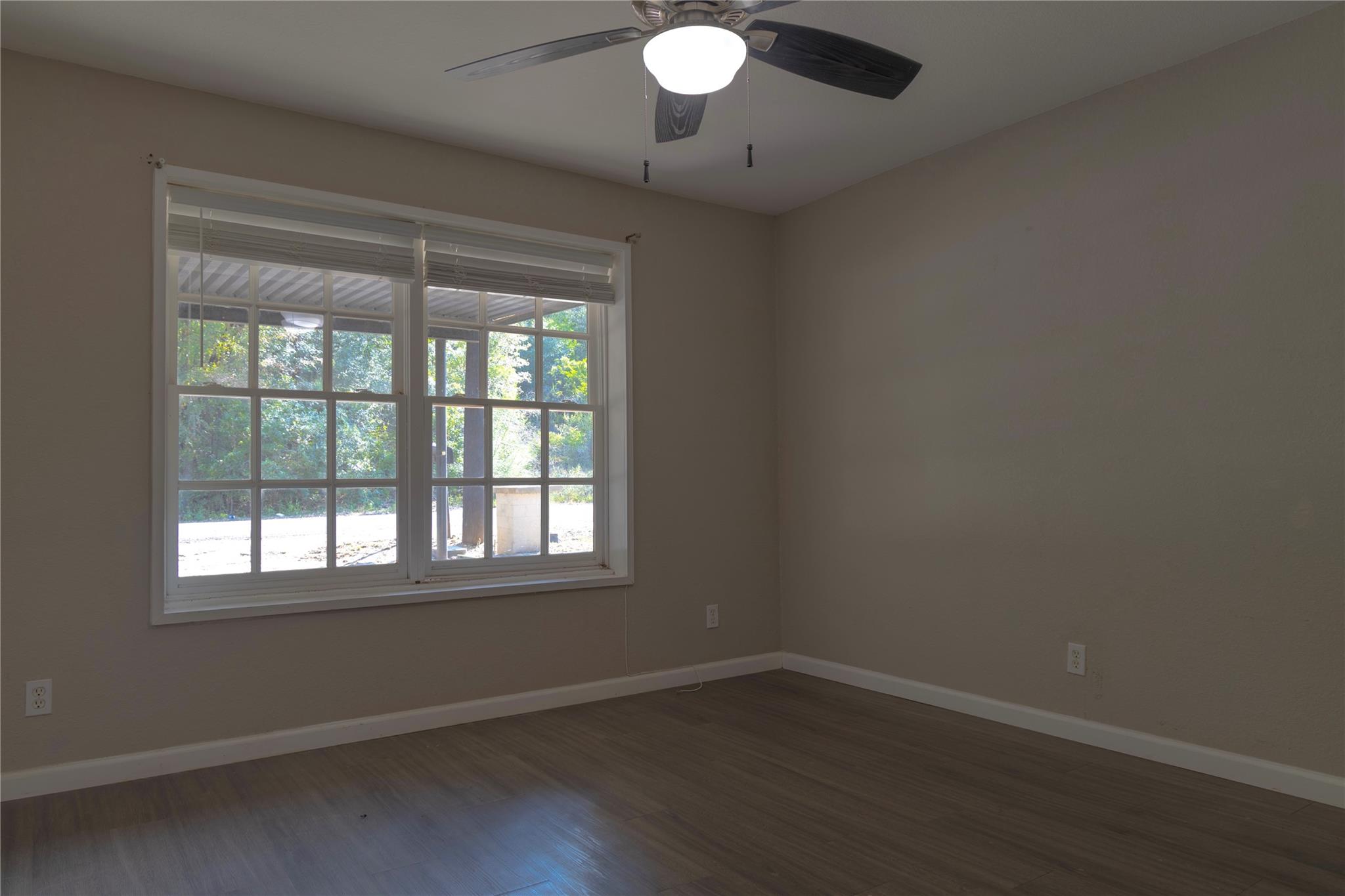 120 Erskine Ferry RD