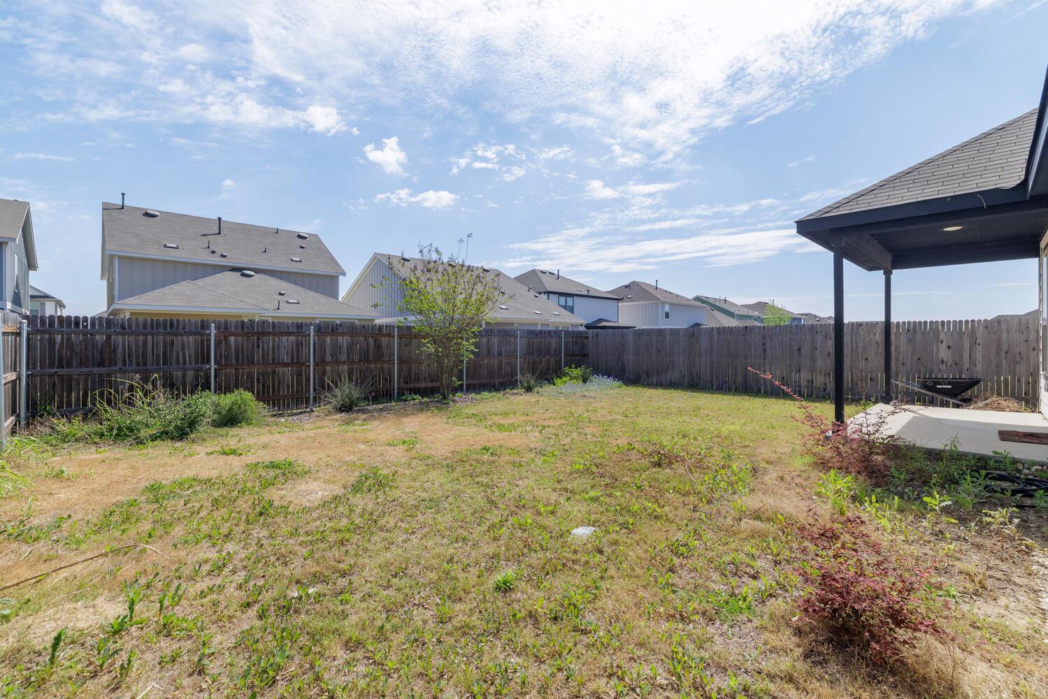 1620 Holly Lake DR