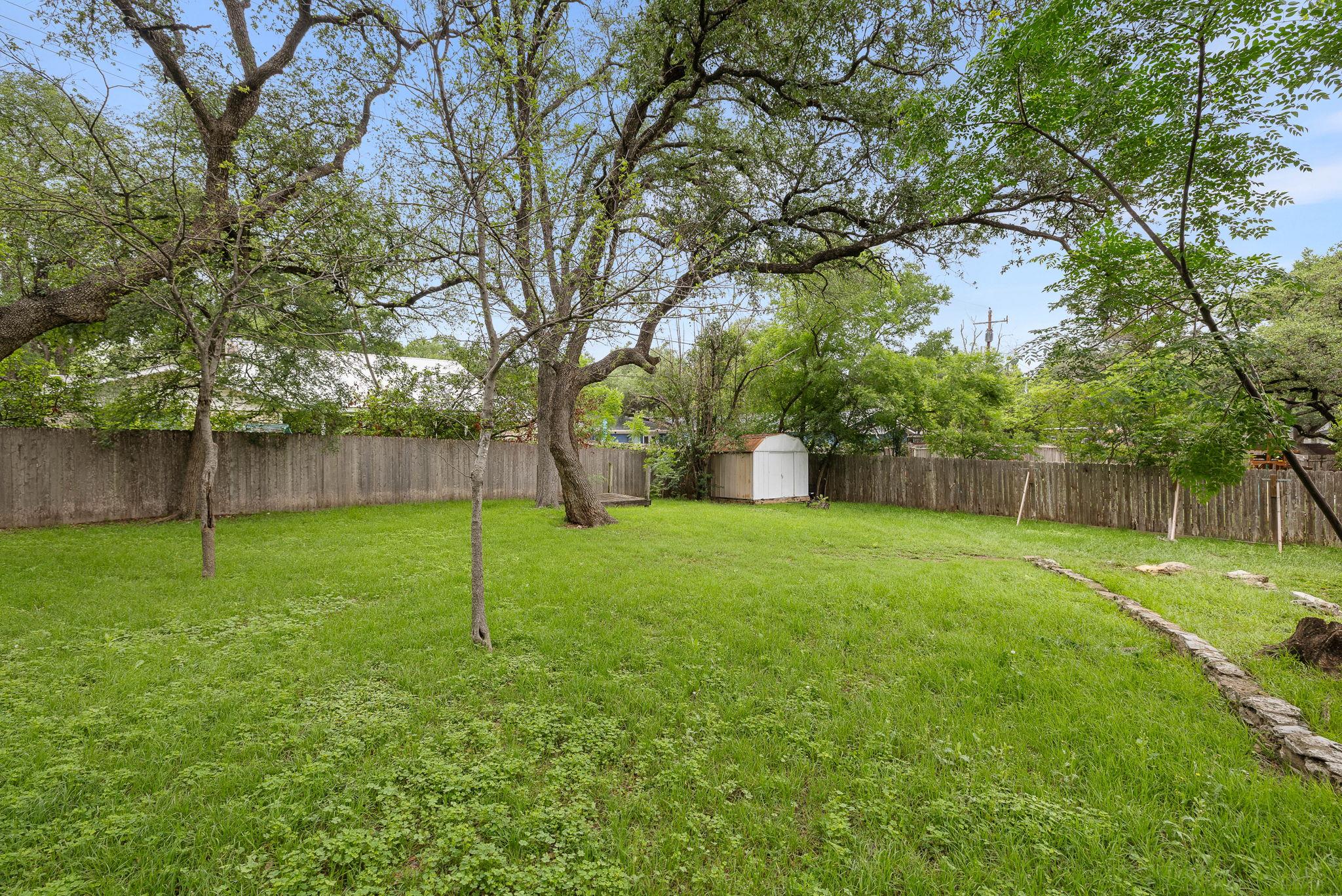 8616 Willowick DR