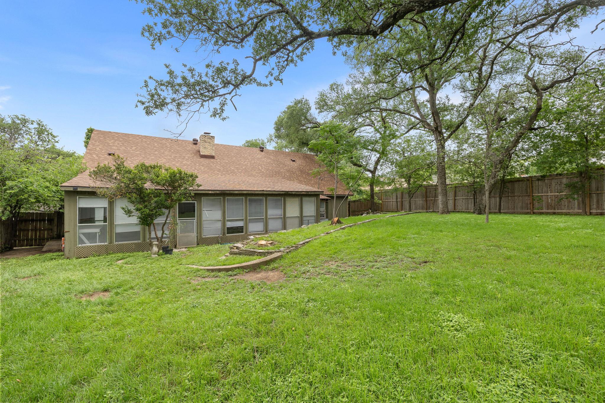 8616 Willowick DR