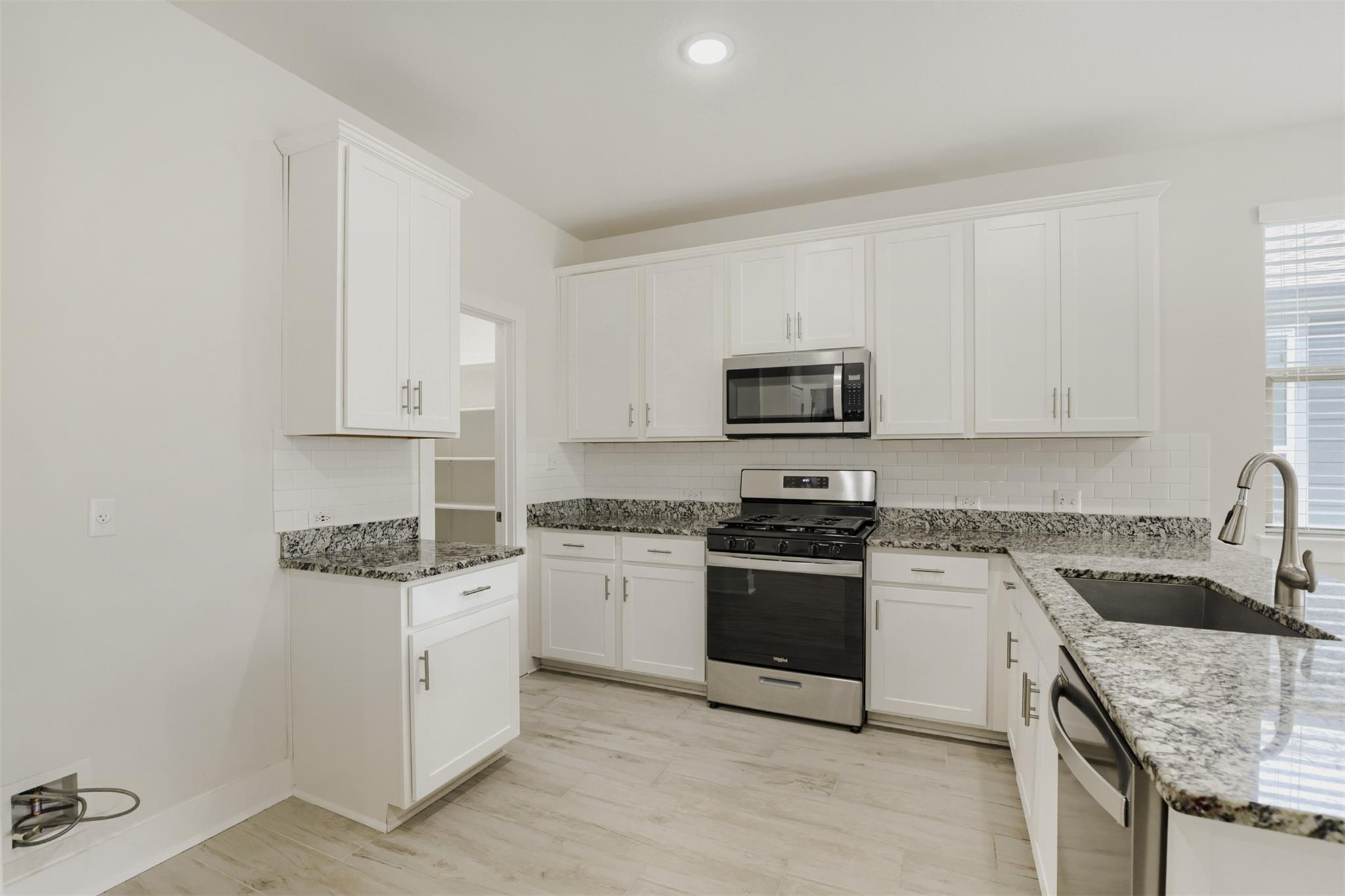 3809 Talladega TRCE