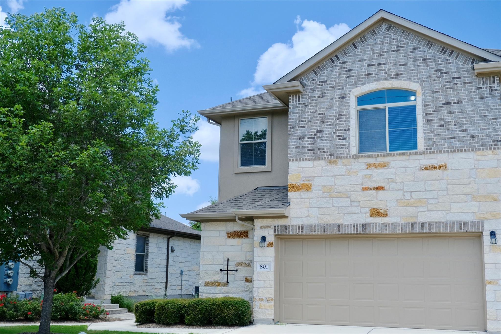 2880 Donnell DR # 801