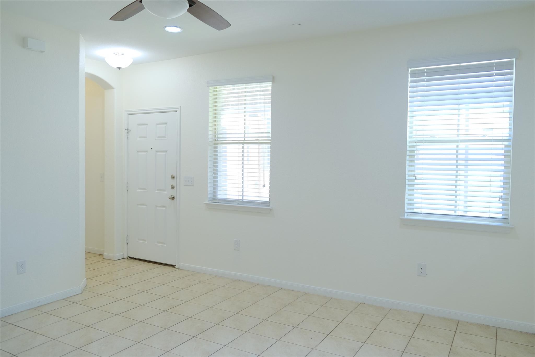 2880 Donnell DR # 801