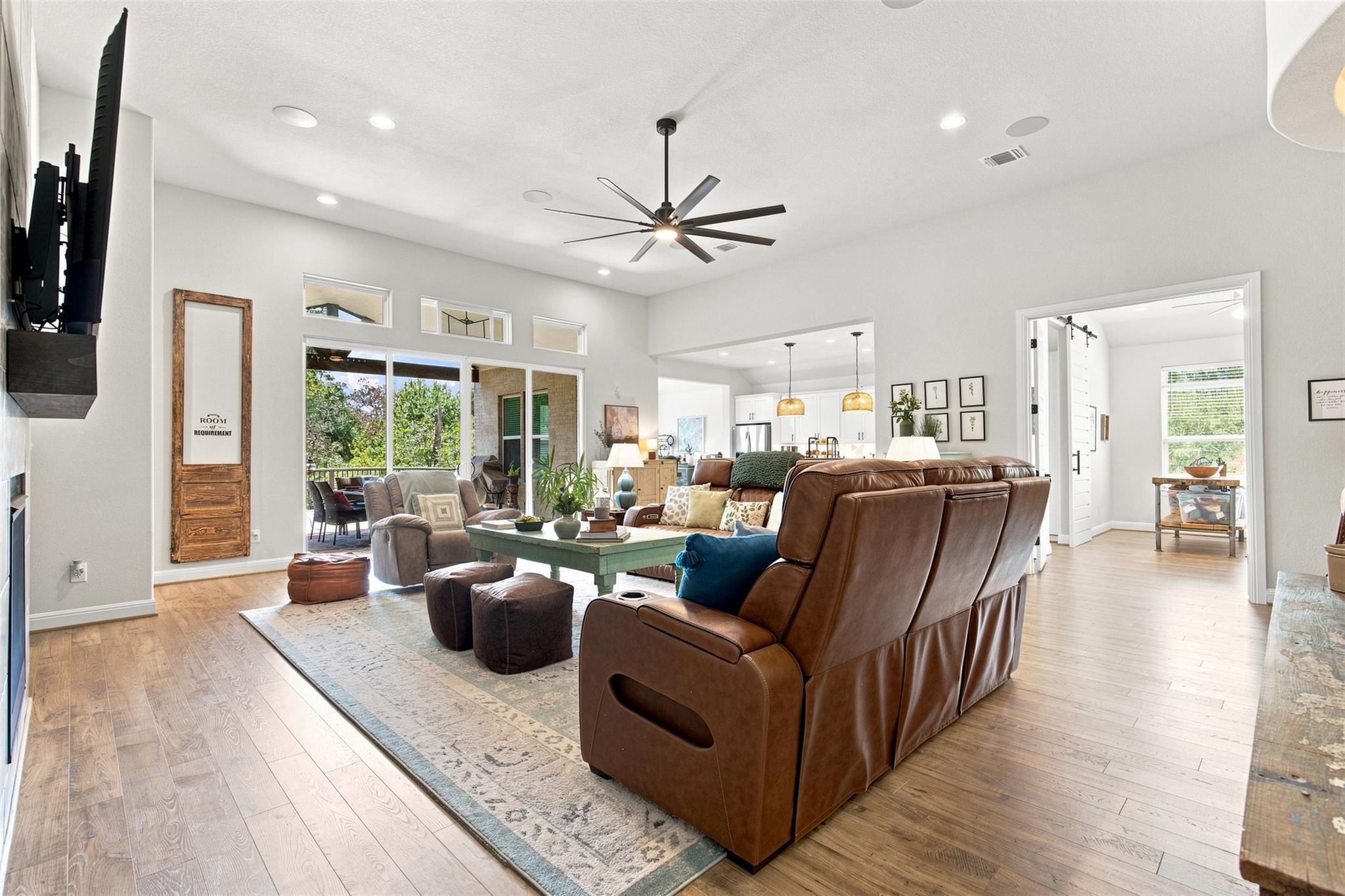 501 Great Lawn CV