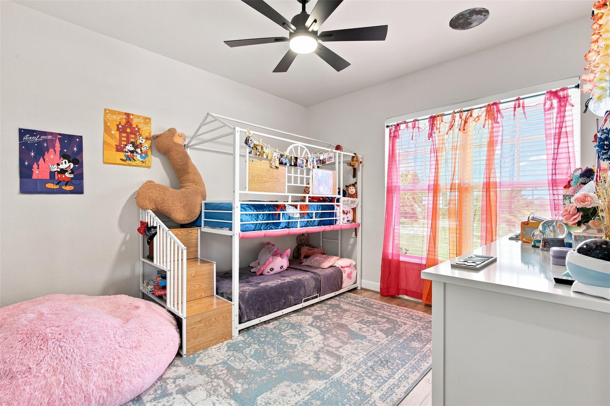 501 Great Lawn CV