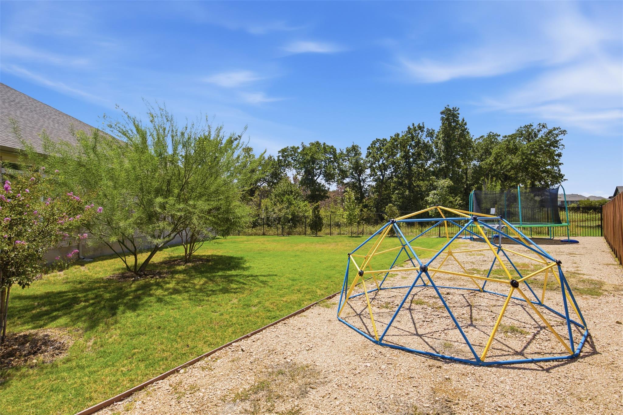 501 Great Lawn CV