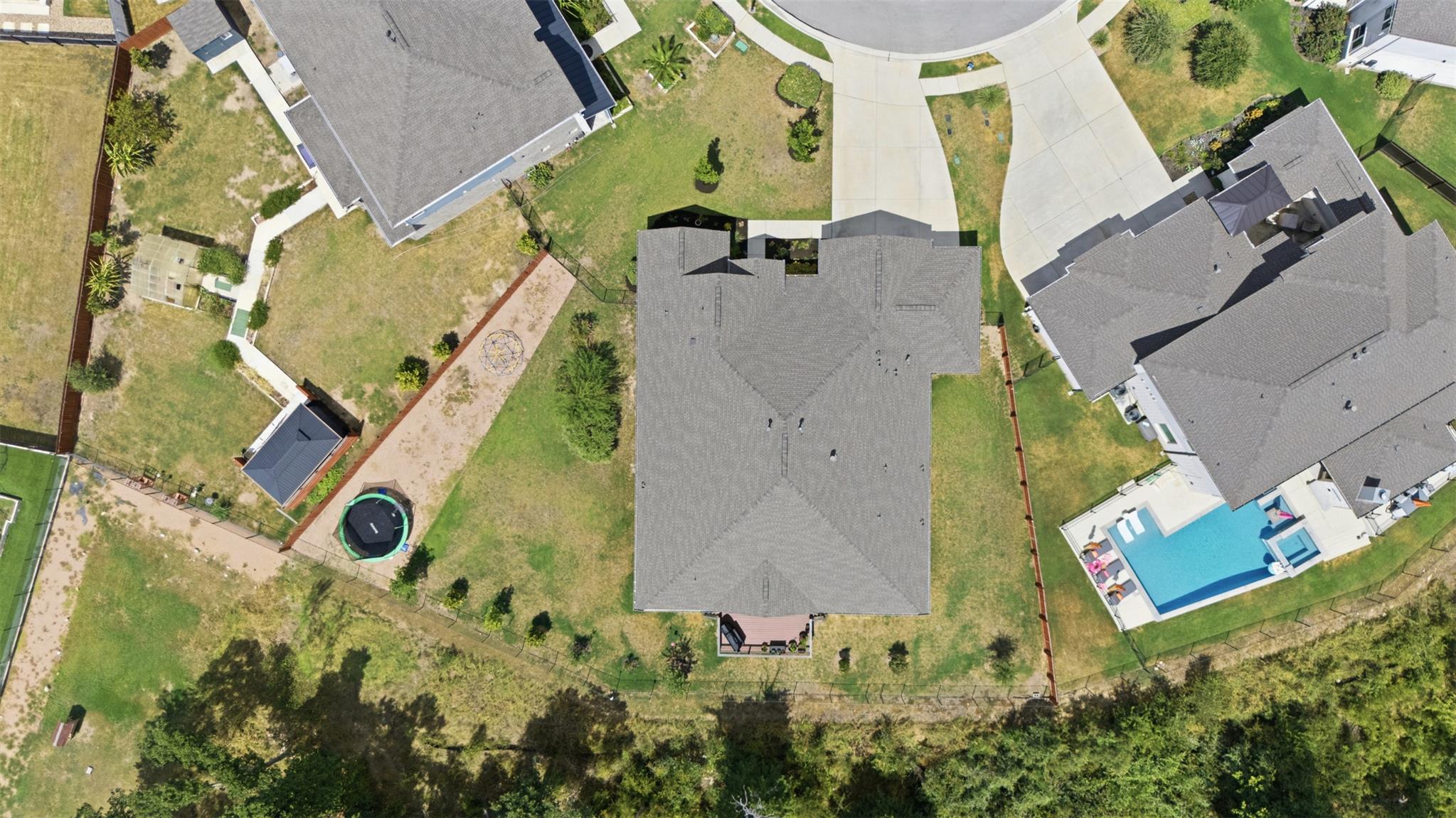 501 Great Lawn CV