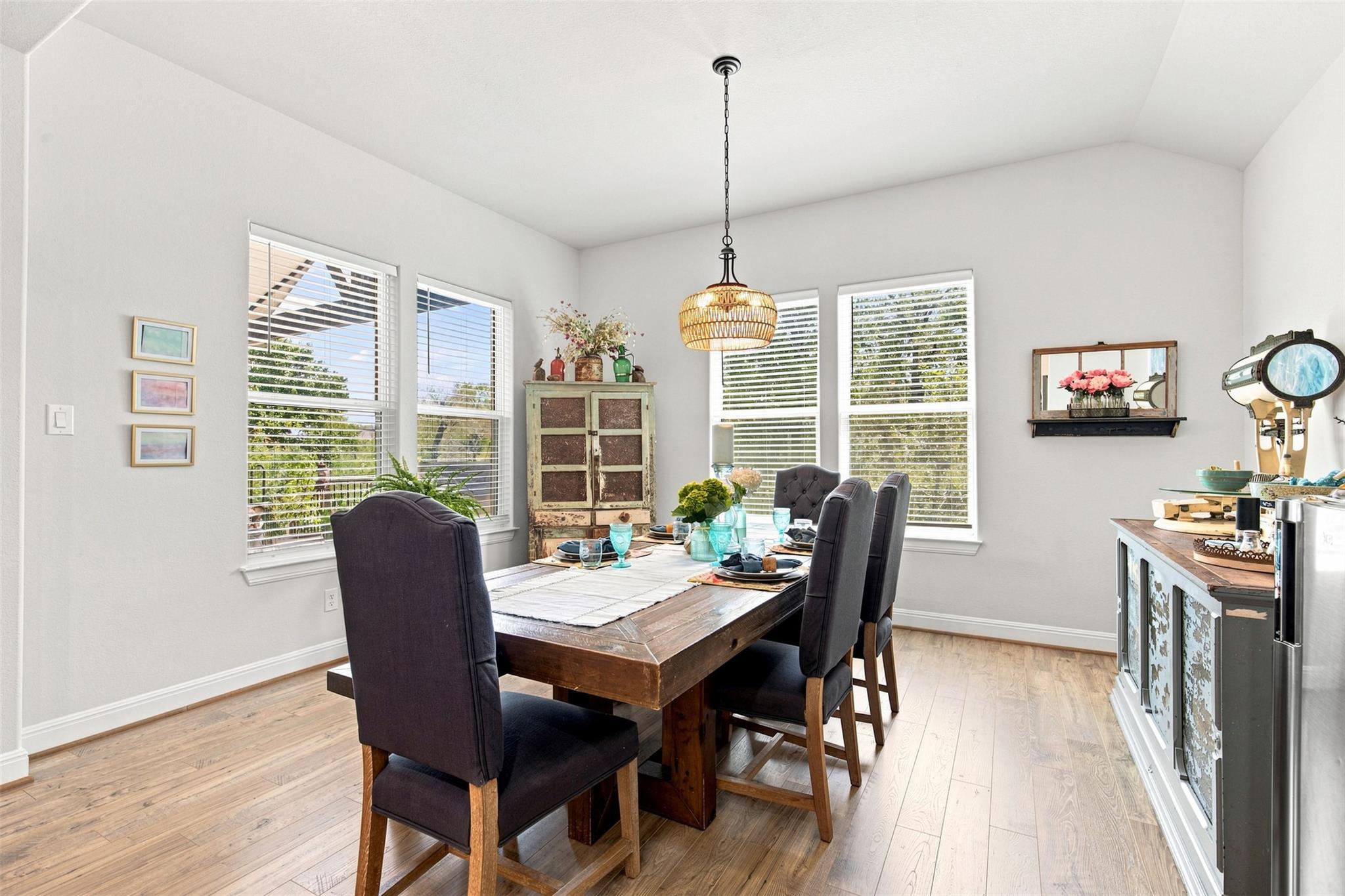 501 Great Lawn CV