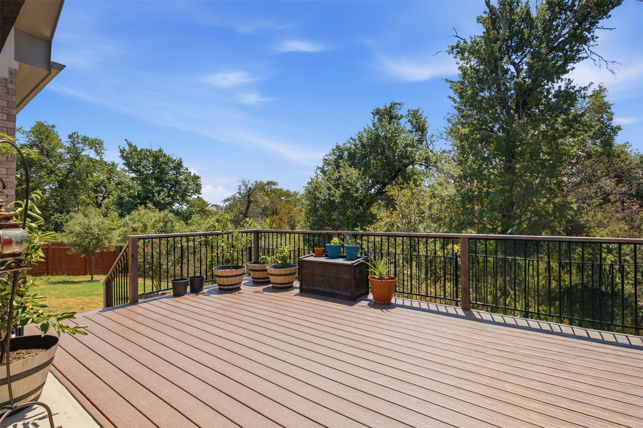 501 Great Lawn CV