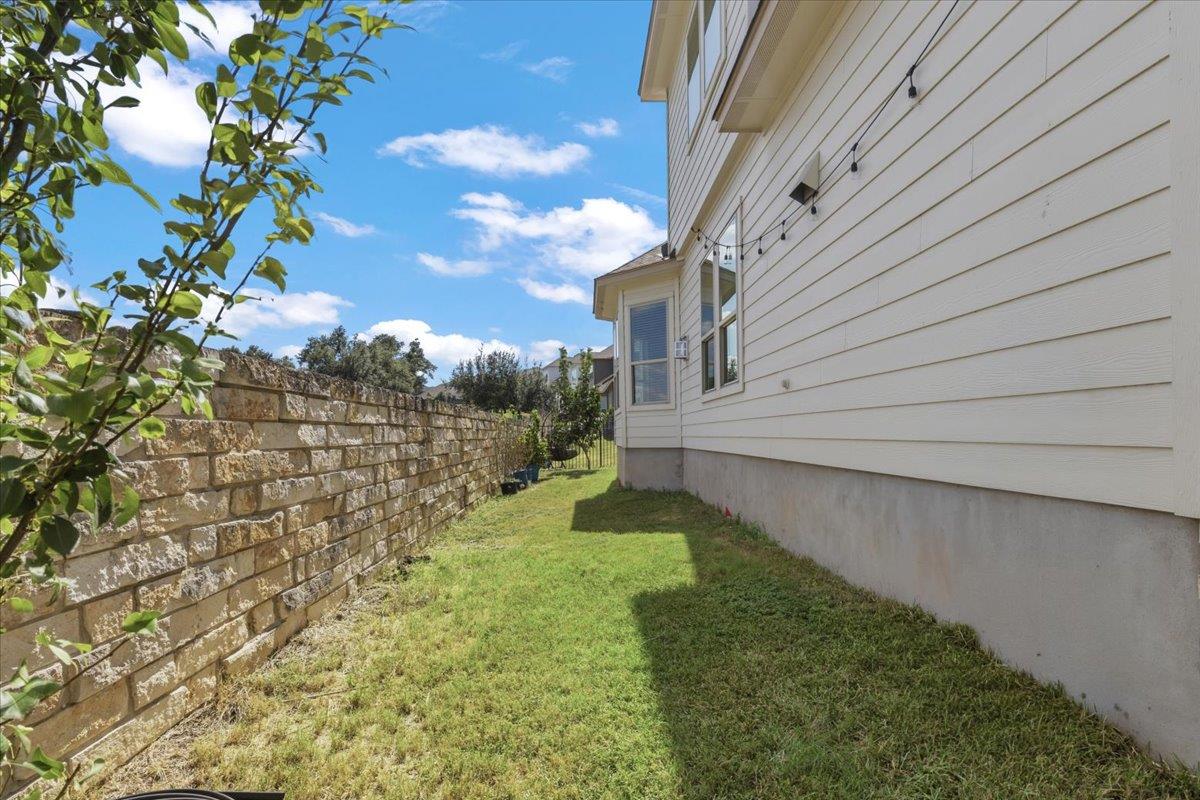 266 Village Oak DR