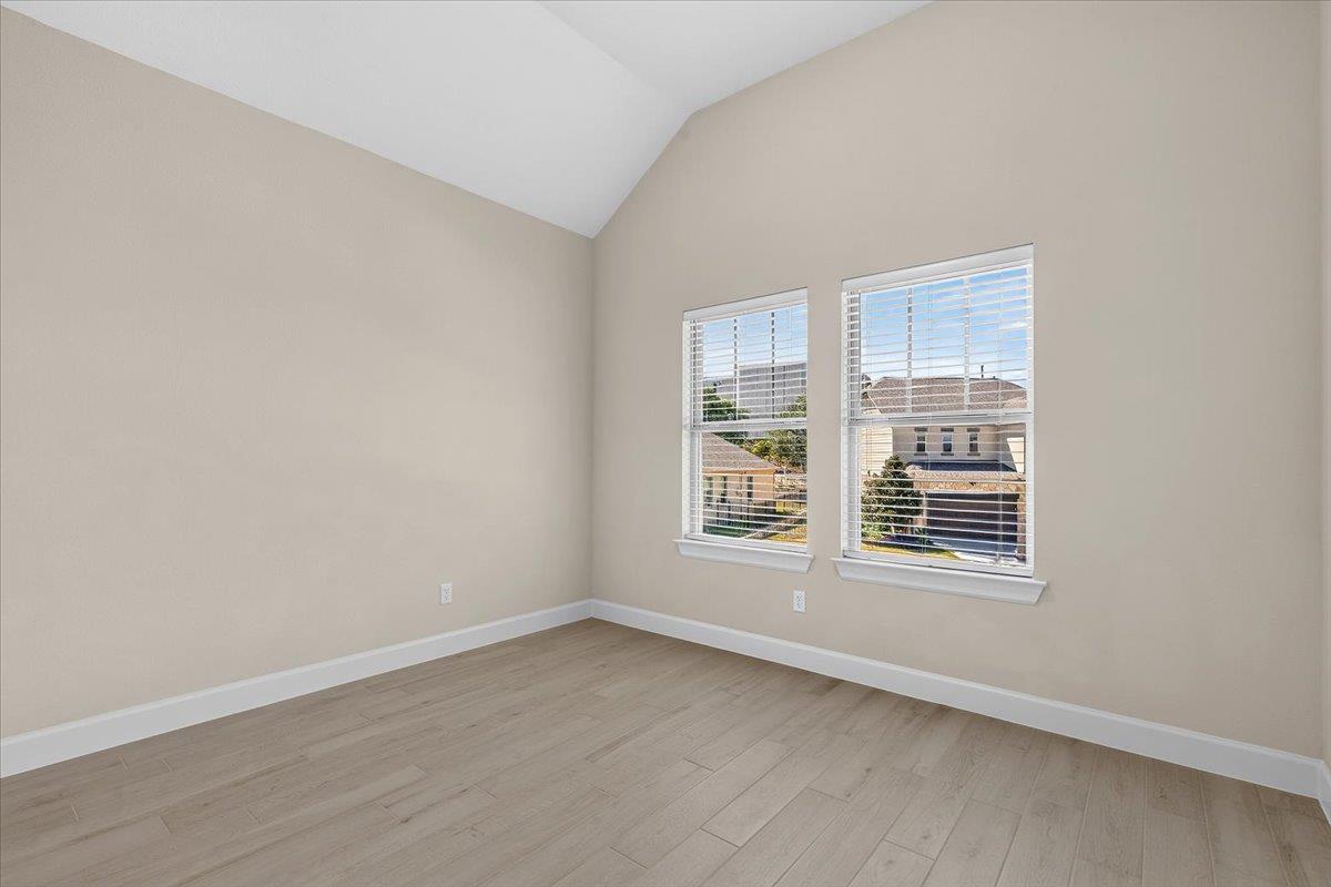 266 Village Oak DR