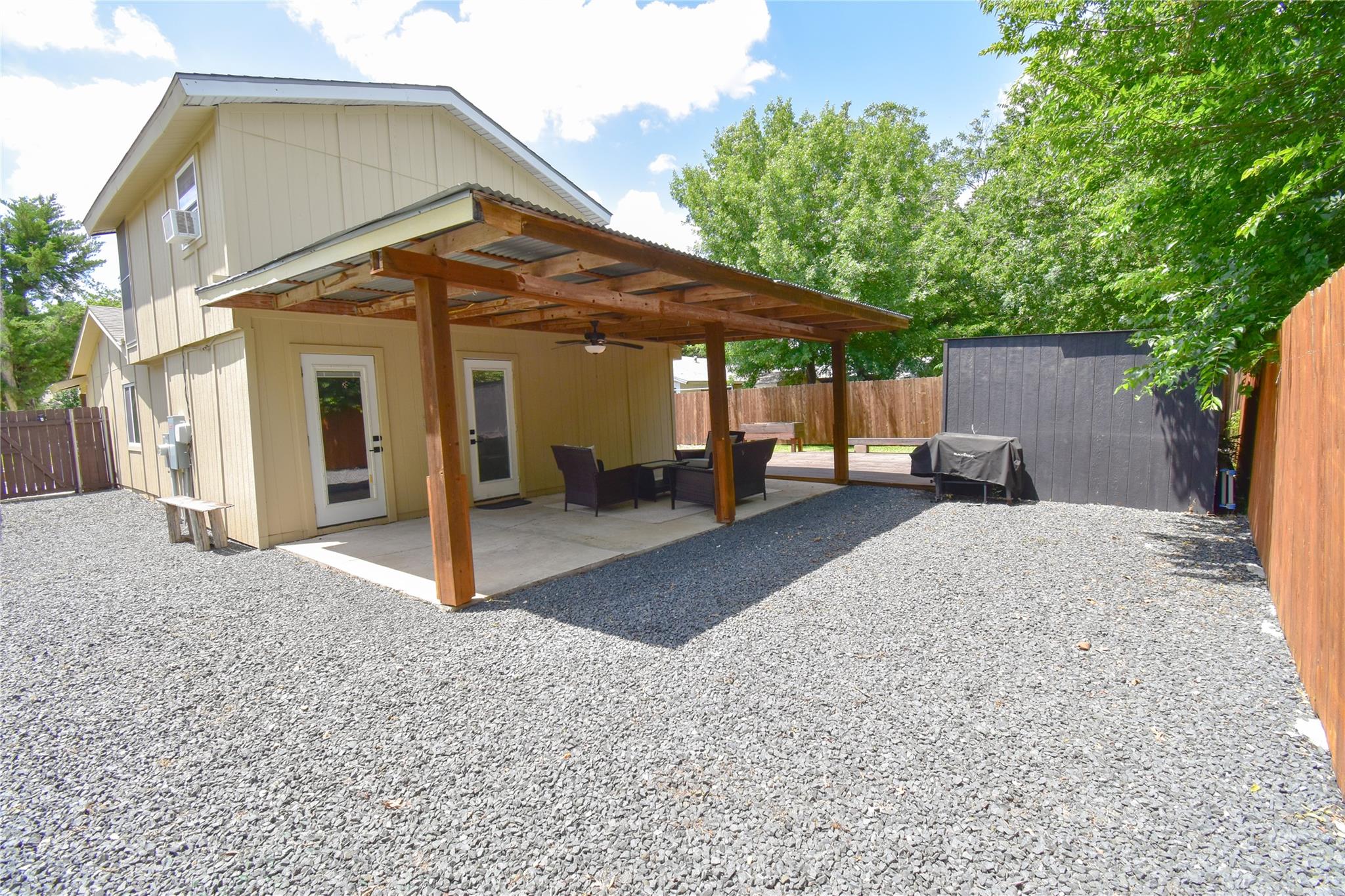 6027 Bluebell CIR