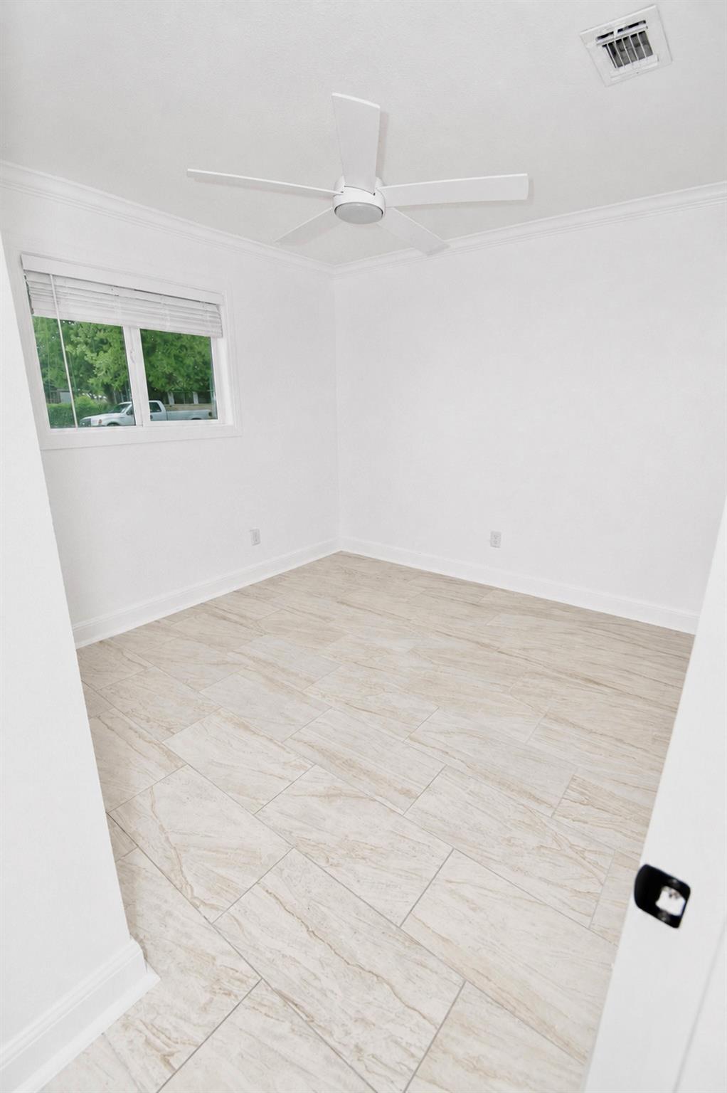 6027 Bluebell CIR