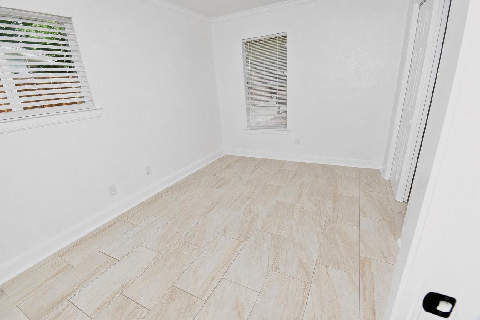 6027 Bluebell CIR