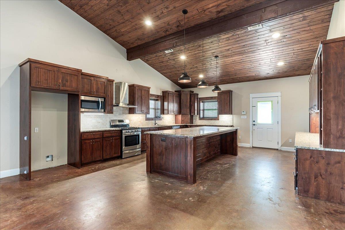 300 County Road 407