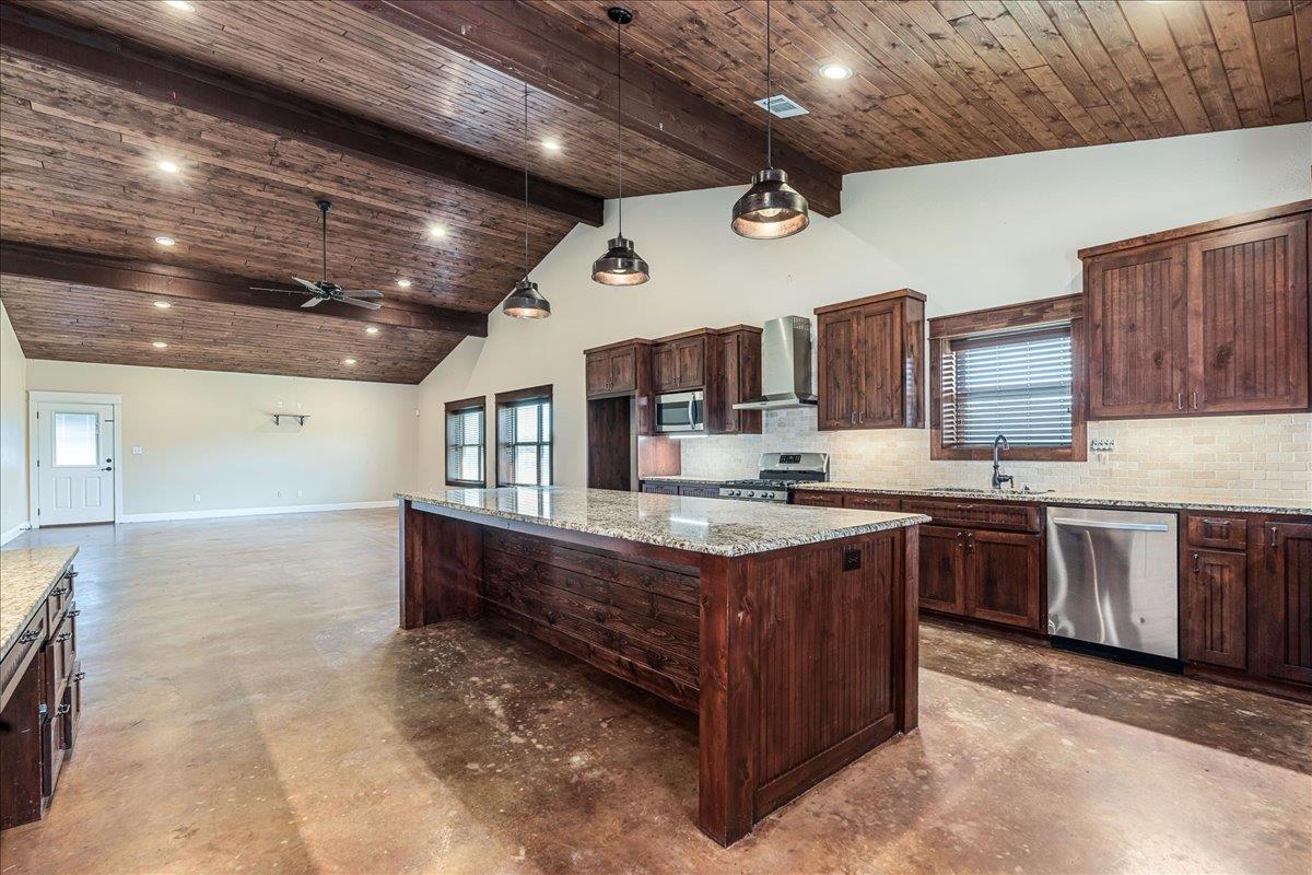 300 County Road 407