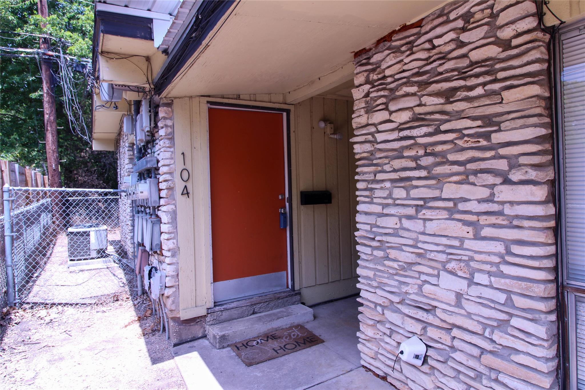300 Franklin BLVD # 104