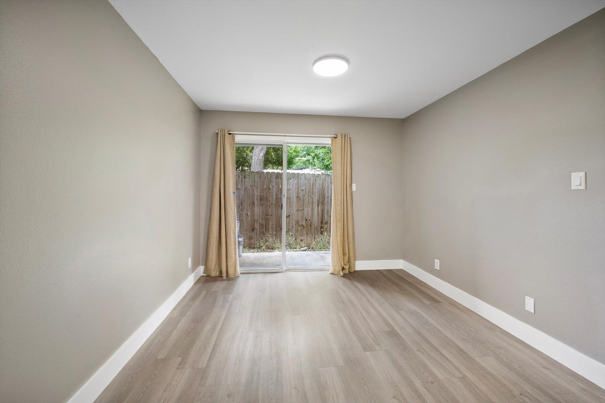 2303 East Side #109 DR # 109