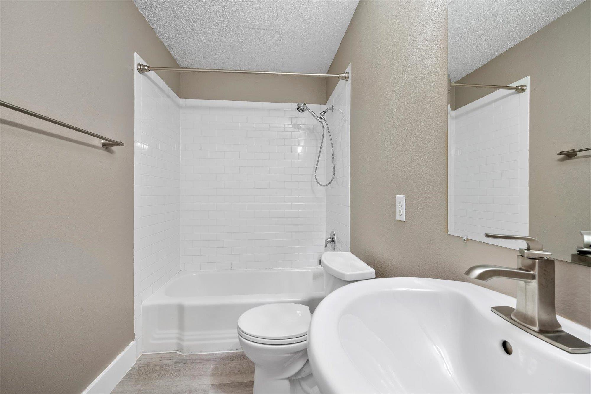 2303 East Side #109 DR # 109