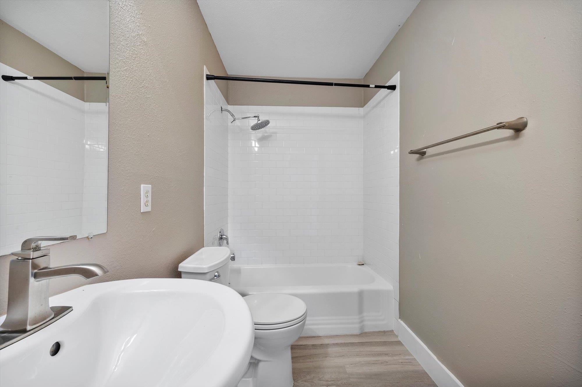 2303 East Side #109 DR # 109