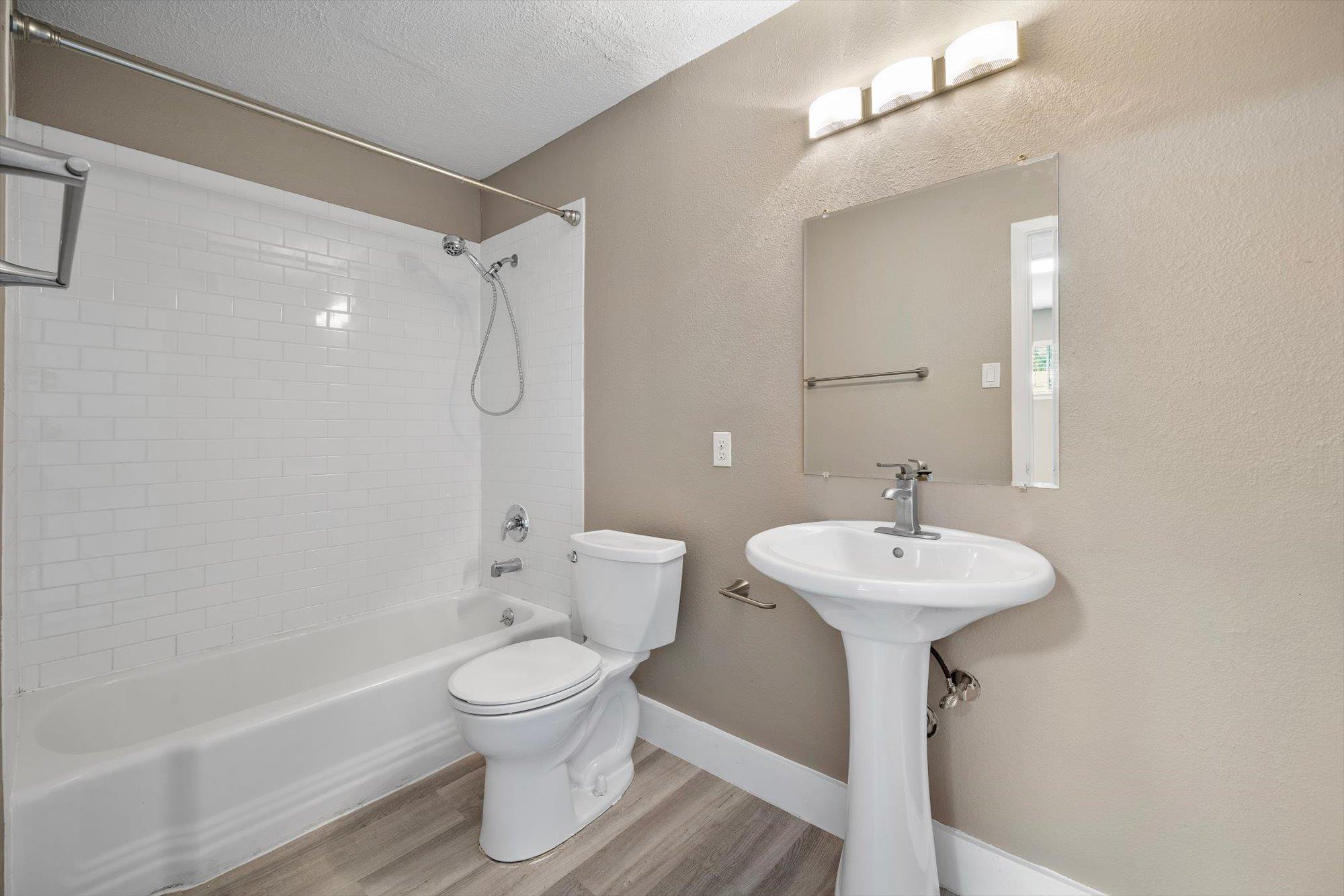 2303 East Side #109 DR # 109